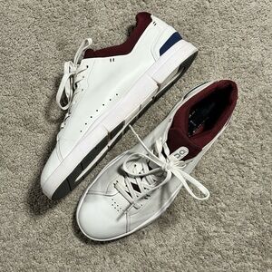 On Cloud On The Roger Advantage Trainers